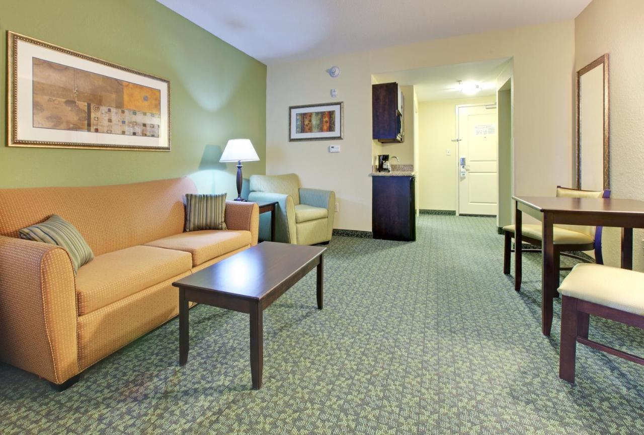 Holiday Inn Express & Suites Covington, An Ihg Hotel Zewnętrze zdjęcie